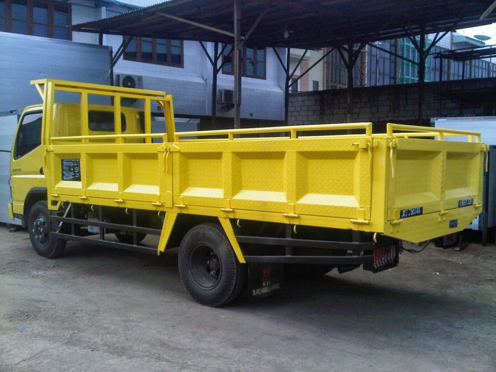 Mobilisasi Dump Truck Kalimantan